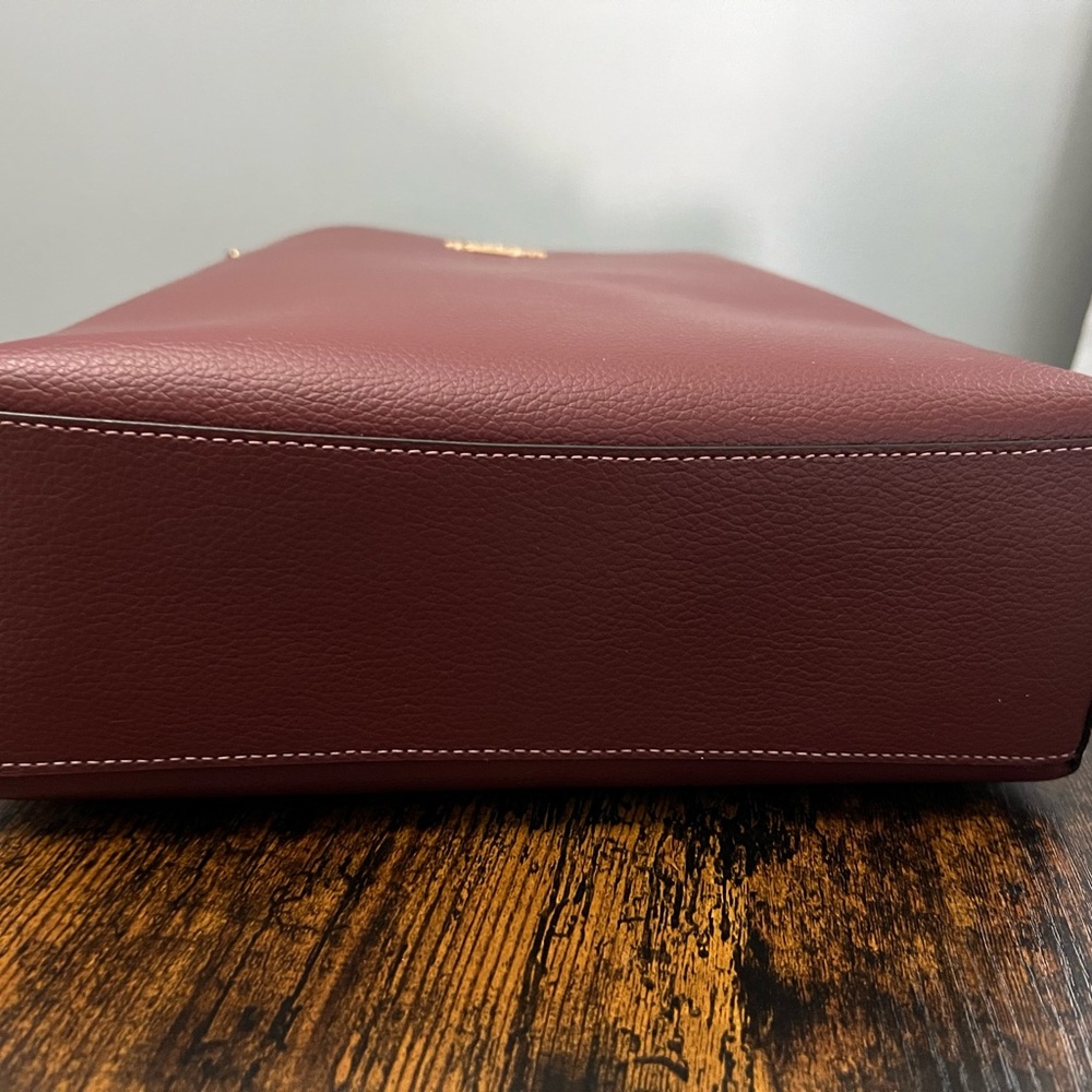 Coach Women's Mollie Bucket Bag 22 Crossbody Shoulder, Im/Wine Multi
With wallet - Picture 3 of 16